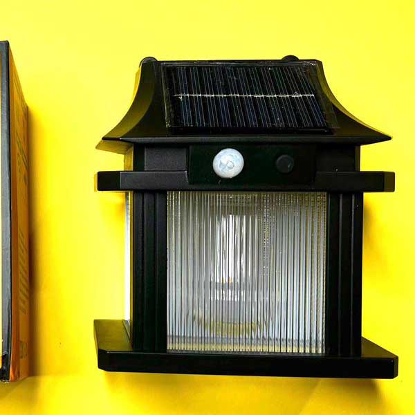 Solar wall lamp