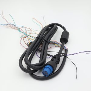 کابل پاور و دیتا Garmin با سر سیم‌های رنگی و کانکتور آبی، مناسب برای اتصال همزمان GPSMAP و